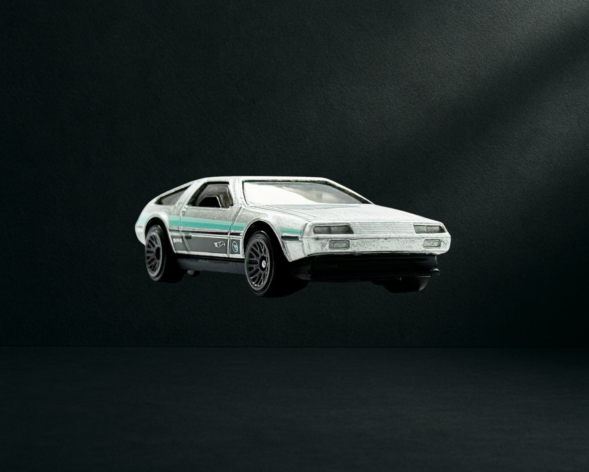 Hot Wheels Treasure Hunt DMC DeLorean