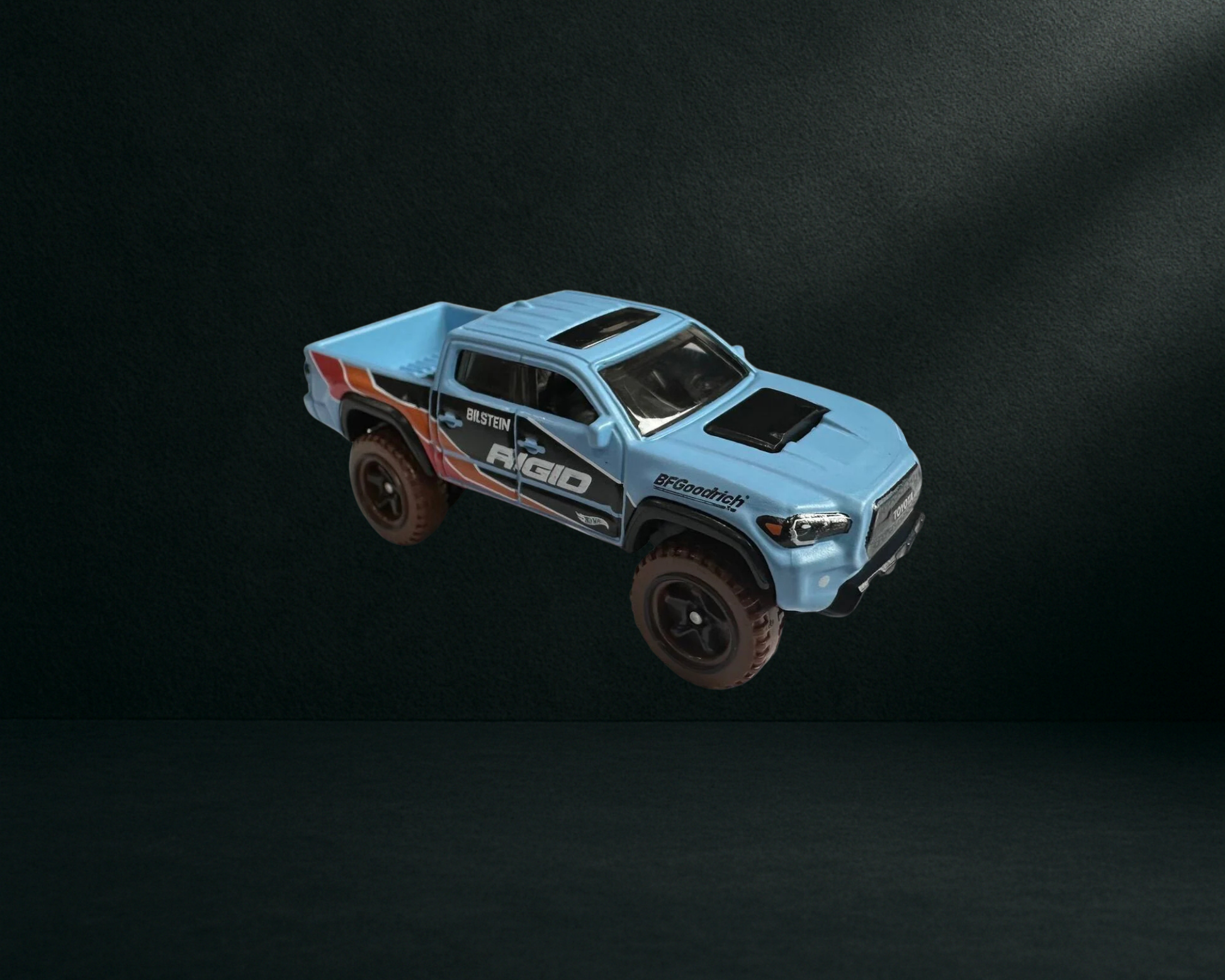 Hot Wheels Toyota Tacoma (Blue)
