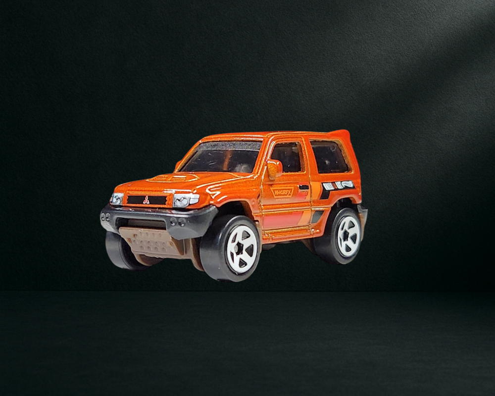 Hot Wheels Mitsubishi Pajero Evo