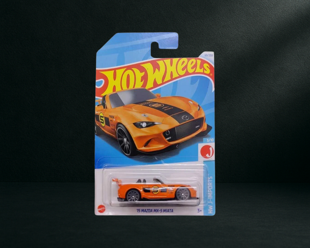 Hot Wheels '15 Mazda MX-5 Miata